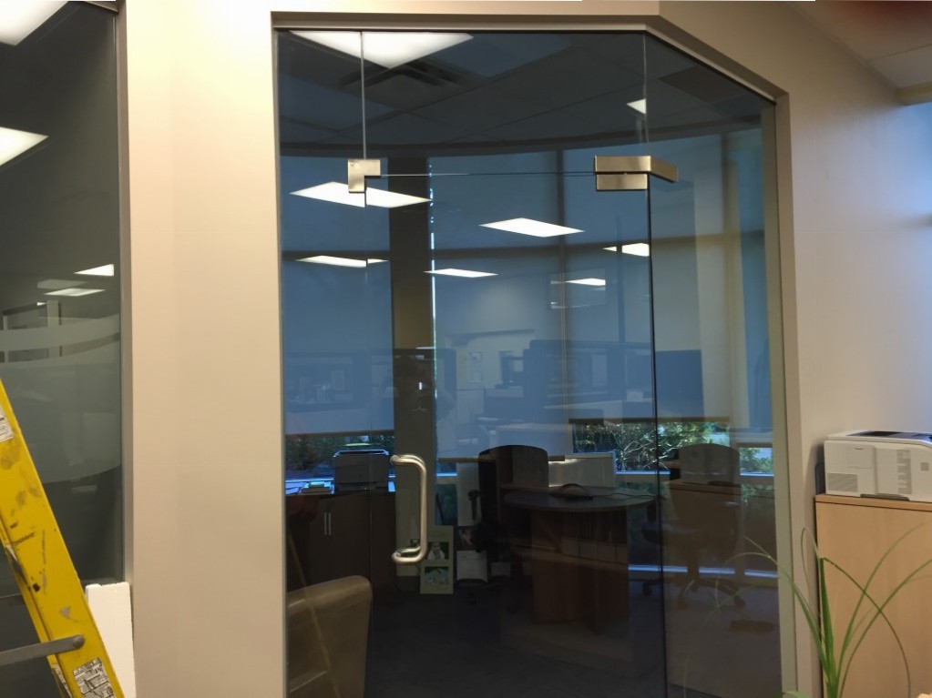 Glass doors Vancouver Repair, Replace and Install